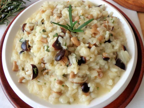 Risotto z grzybami i rozmarynem