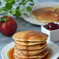 Pancakes - pyszne i puszyste placuszki śniadaniowe!
