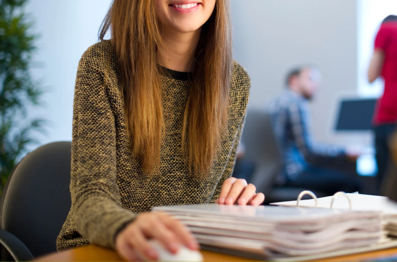 2 tys. złotych dodatku dla tych pracowników! Wypłata nowego świadczenia do końca lipca 2025