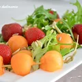 ,,lekka sałatka z truskawkami i melonem''