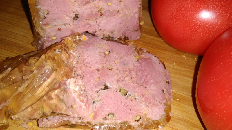 Szynka z indyka z zielonym pieprzem z szynkowara