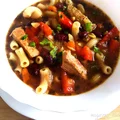 Zupa gulaszowa z makaronem