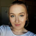 Rozświetlony makijaż codzienny