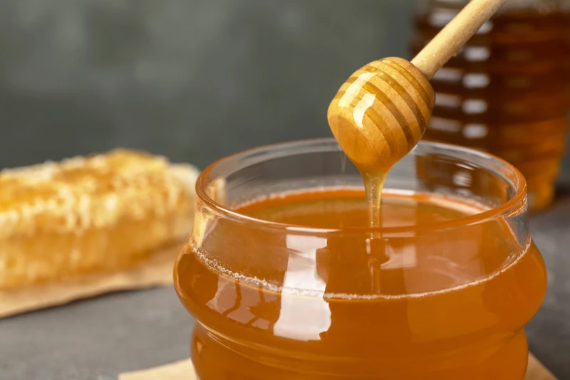 Co się stanie z twoim ciałem, jeśli codziennie będziesz jadł miód