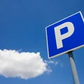 Czy To Koniec Darmowego Parkowania w Weekendy? Oto, Co Może Się Zmienić!