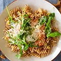 Spaghetti z ricottą i rukolą