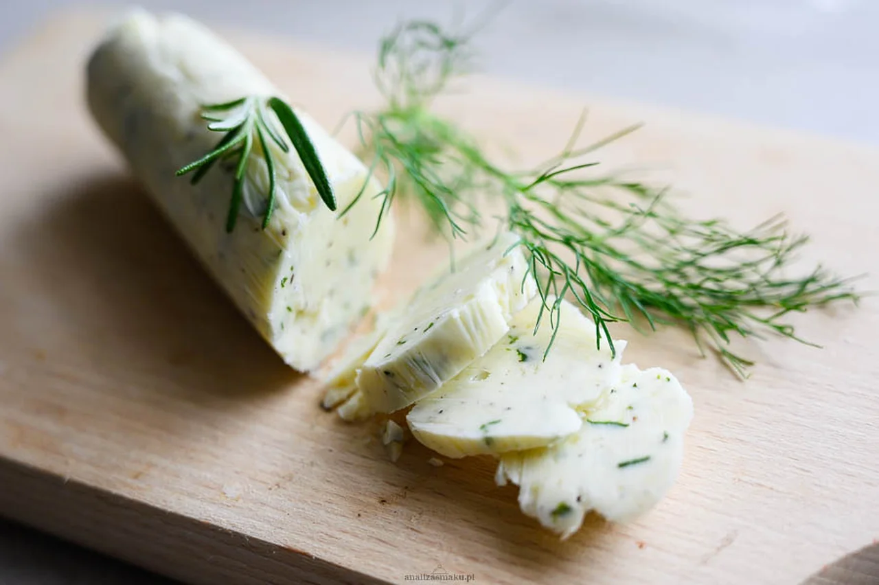 Masło czosnkowo-ziołowe