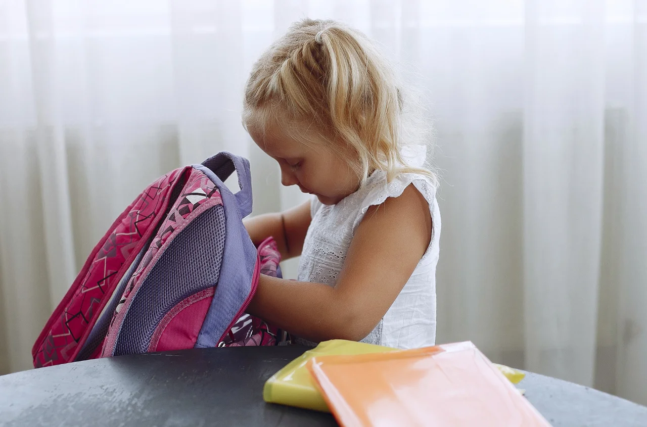 Dodatkowe 500 zł na start szkoły! Te rodziny mogą ubiegać się o 3 świadczenia na uczniów