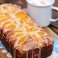 Bezglutenowe ciasto z brzoskwiniami na mące ryżowej