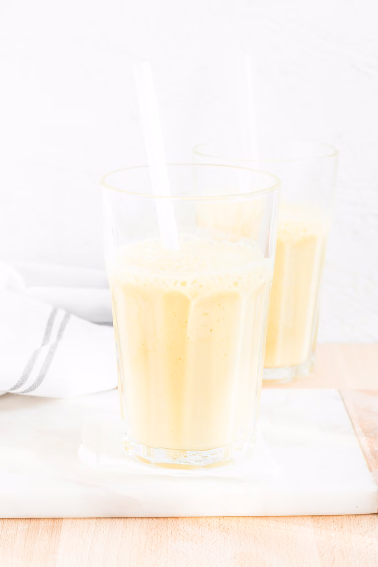 Mango lassi
