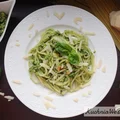 Spaghetti z pesto bazyliowym