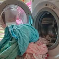 Jak szybciej wysuszyć pranie? Poznaj 3 skuteczne metody.