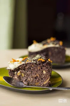 Bezglutenowe ciasto migdałowe czekoladowo – pomarańczowe