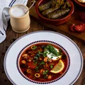Solanka - ukraińska zupa z mięsem i ogórkami kiszonymi