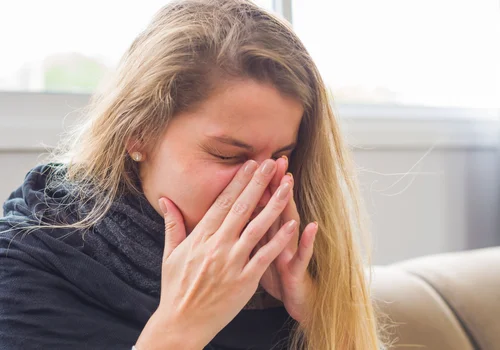 Alergia czy przeziębienie? Kwiecień to czas największych pomyłek