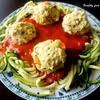 Klopsiki drobiowe w sosie pomidorowym z cukiniowym spaghetti