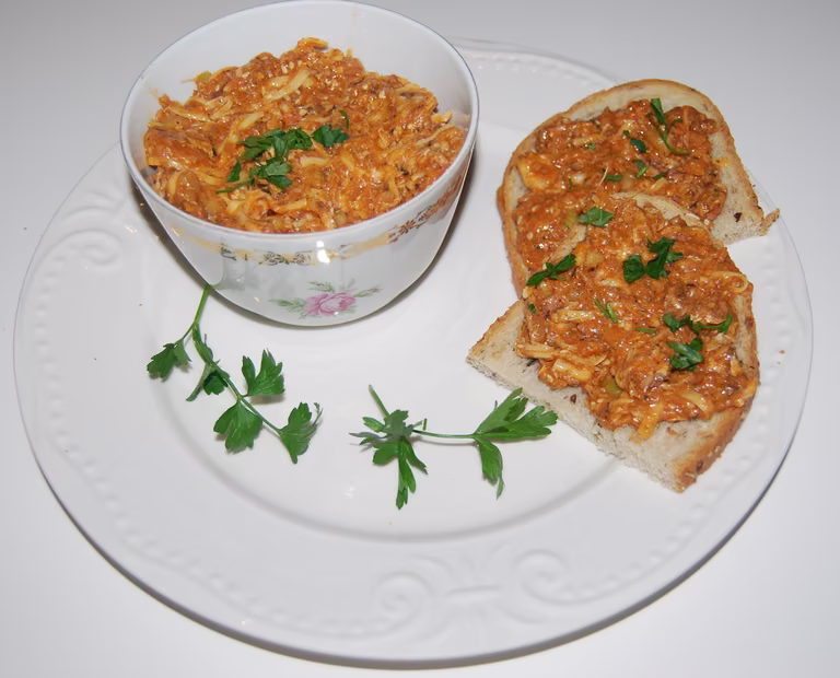 Pasta z ryby i sera