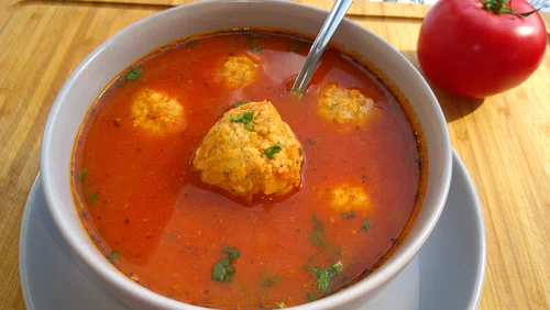Zupa pomidorowa z pulpetami