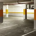 Te samochody nie wjadą na parkingi podziemne! Właściciele budynków wprowadzają zakazy
