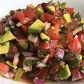 Salsa z awokado i pomidorów