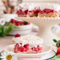 Szarlotka truskawkowa z bezą