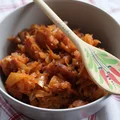 Duszona kapusta z kiełbasą