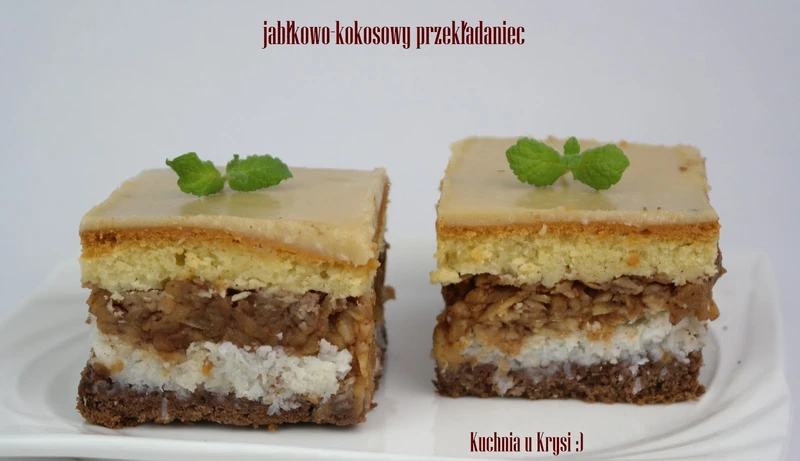 Jabłkowo-kokosowy przekładaniec