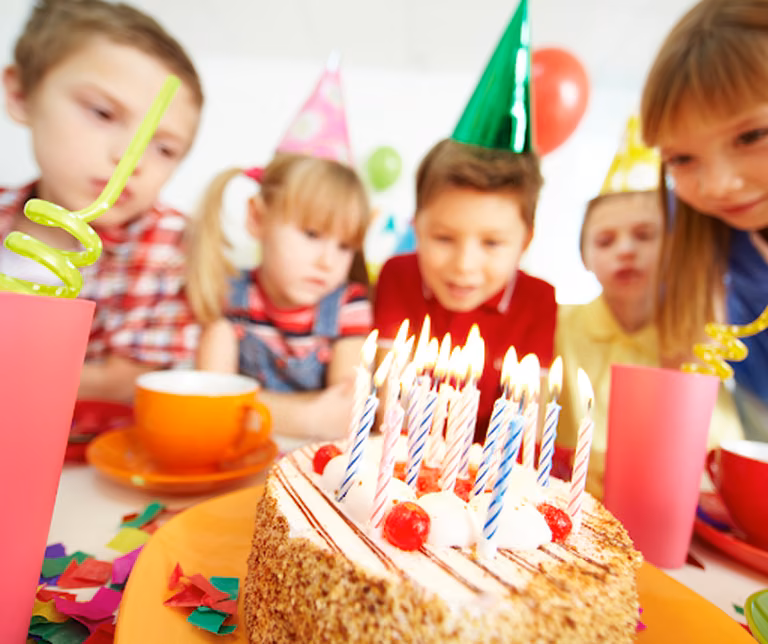 Awantura o tort w przedszkolu! Niektórzy rodzice już powariowali!