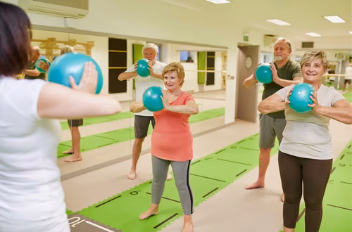 2700 zł dofinansowania na turnus rehabilitacyjny! Od marca 2026 wyższe kwoty dopłat do wyjazdów