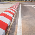 Zmiany dla kierowców: Czy to koniec z parkowaniem na chodniku?