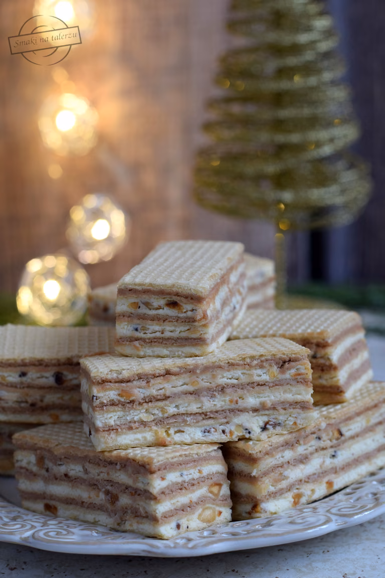Wafle dwukolorowe z orzeszkami ziemnymi