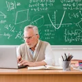 Nauczyciele będą pracować dłużej „przy tablicy”? MEN planuje radykalne zmiany!