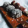 CHOCOLATE VEGAN BALLS