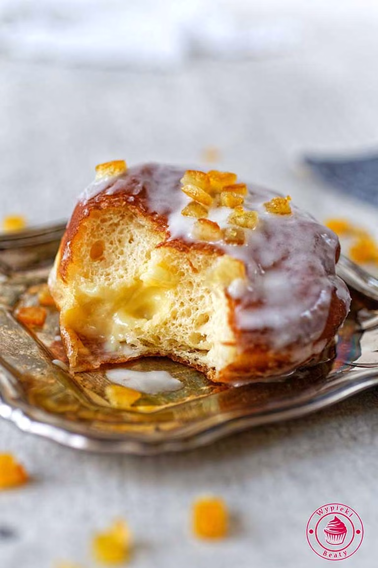 Pączki z kremem patissiere