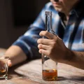 Alkohol a koronawirus. Czy ma to związek?