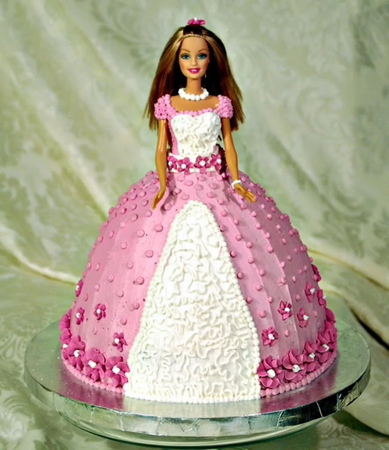 Tort z Barbie