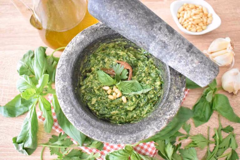 Włoskie pesto z Toskanii - "Pesto toscano"