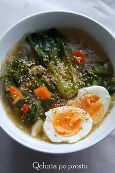Zupa z kapustą pak choi