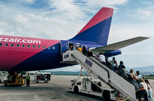 Awaria systemu WizzAir! Klienci masowo otrzymują informacje o odwołanych lotach! Sprawdź swój lot