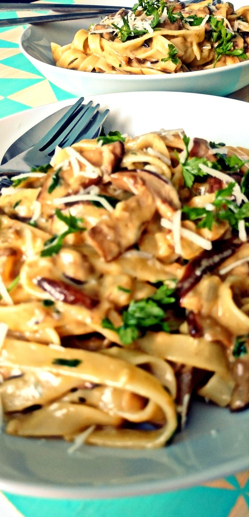 tagliatelle z grzybami leśnymi