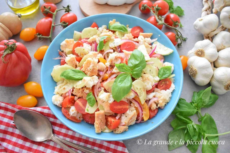 Toskańska sałatka "Panzanella"