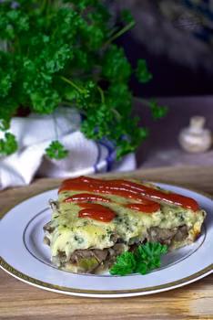 Tarta z porem i pieczarkami