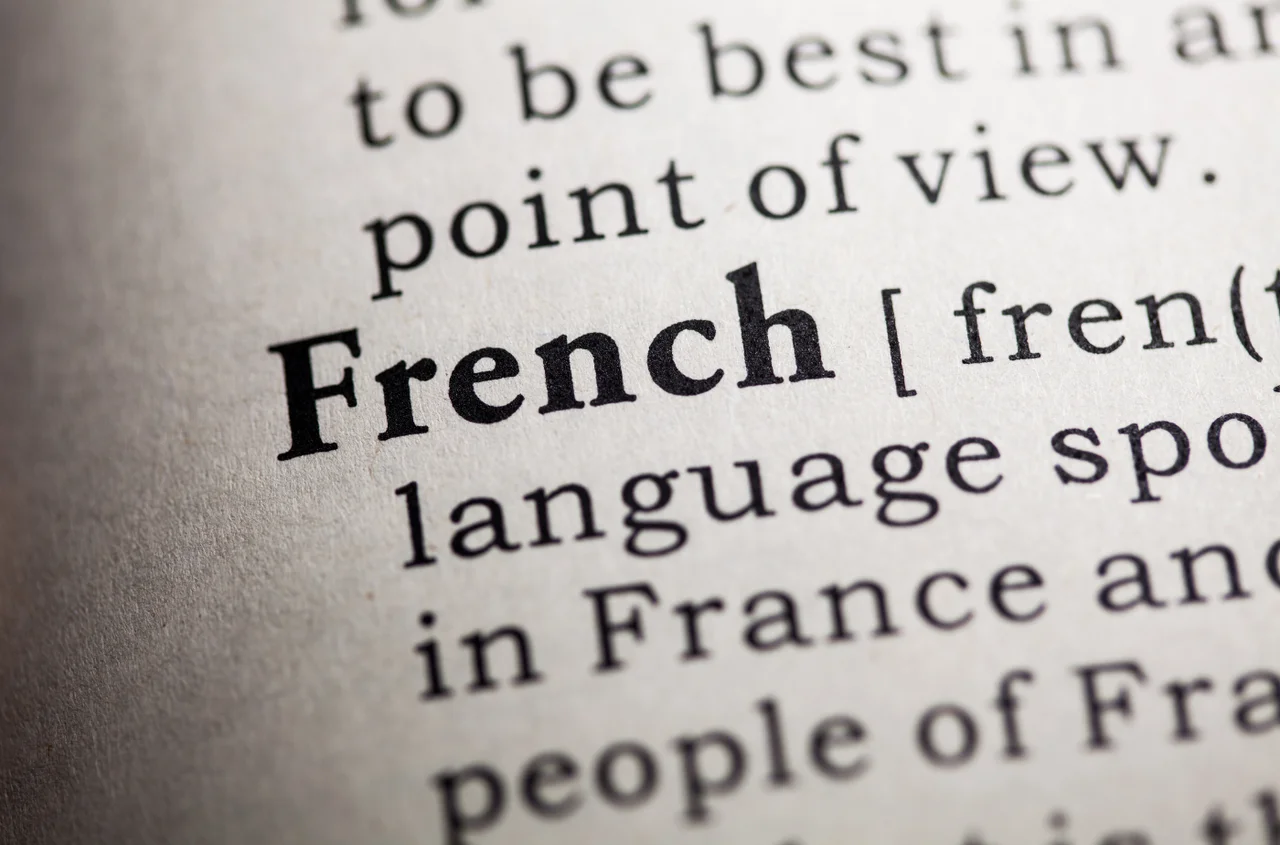 Celebrowanie Dnia Języka Francuskiego: Zrozumieć Jego Znaczenie i Wpływ