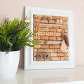 Co zrobić z korków po winie? Ramka DIY na biżuterię