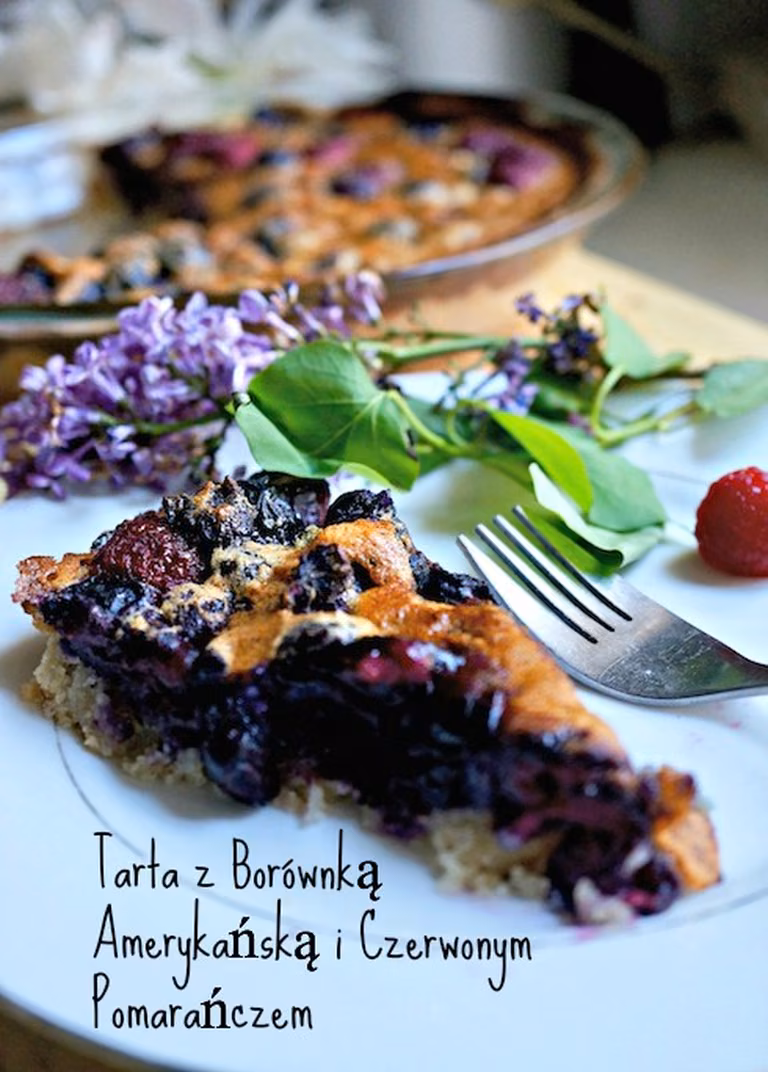 Tarta z Borówką Amerykańską i Czerwonym Pomarańczem