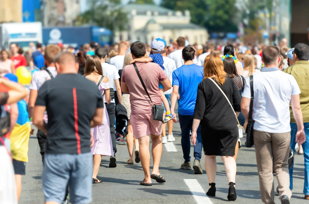 Światowy Dzień Ludności: Znaczenie i Wyzwania Rosnącej Populacji