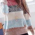 Sweter w paski