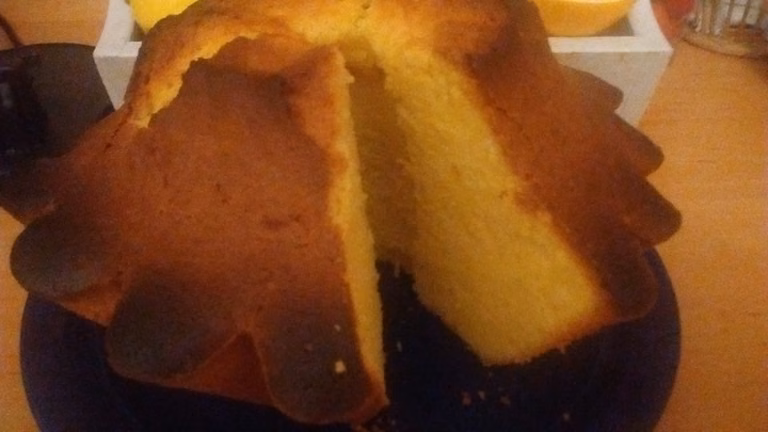 Babka pomarańczowa z kurkumą