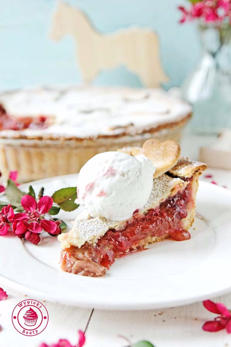 Tarta rabarbarowa