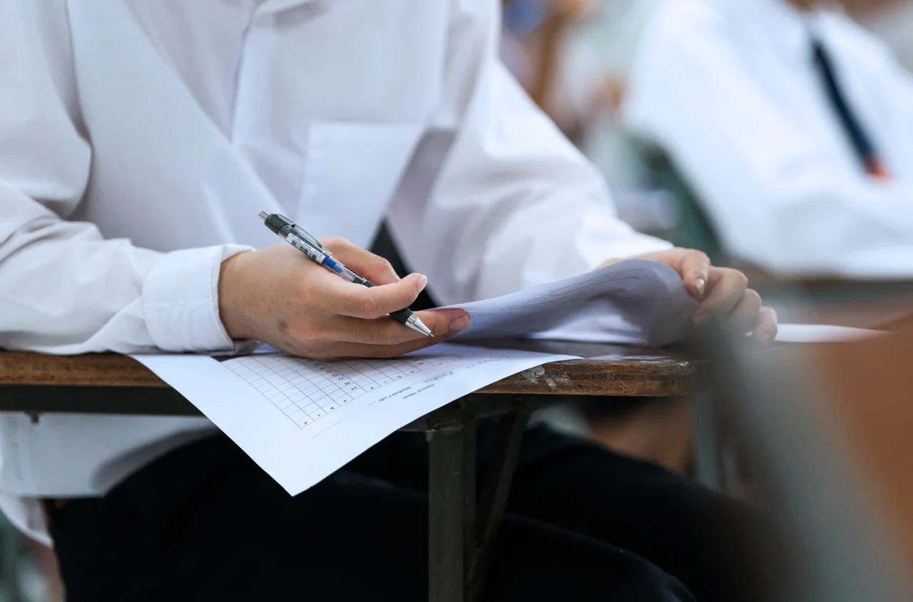 PILNE: Zdjęcia arkuszu matury z angielskiego trafiły do sieci! Dyrektor CKE potwierdza wyciek